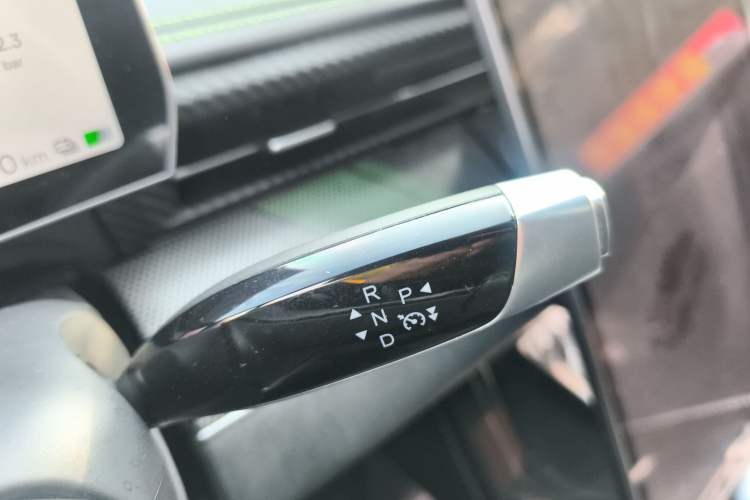 Used NETA GT 2023 560 Gear Lever