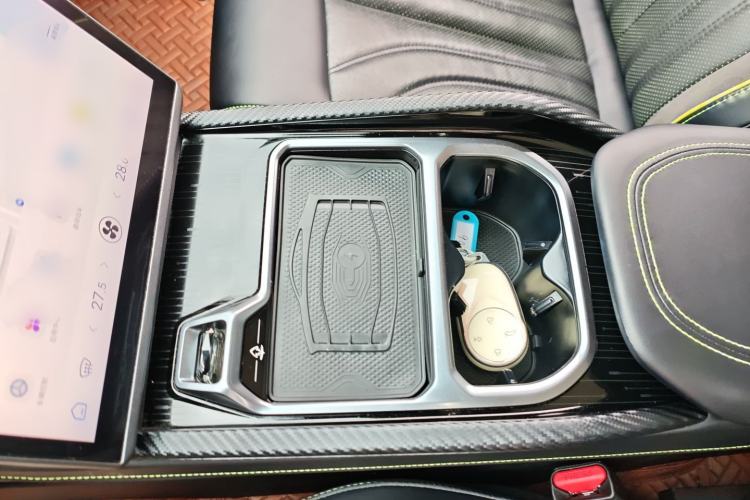 Used NETA GT 2023 560 Interior 1