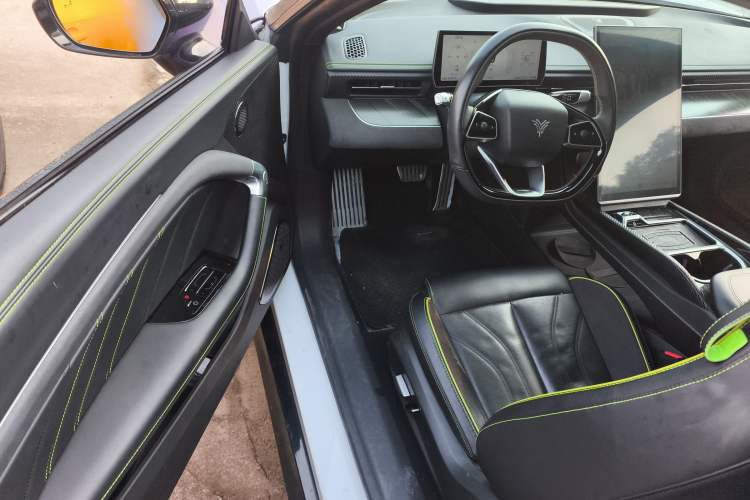 Used NETA GT 2023 560 Interior 3
