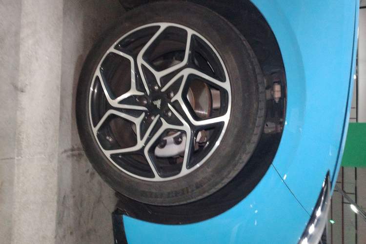 Used NETA GT 2023 660 Right Front Wheel Hub