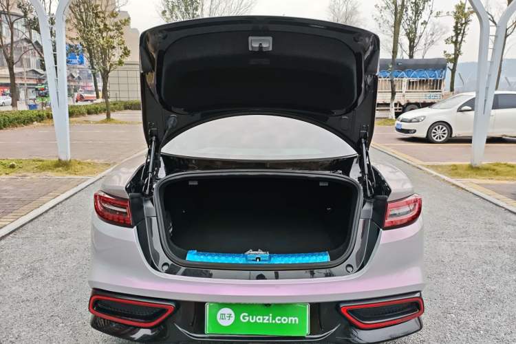 Used NETA GT 2023 560 Trunk