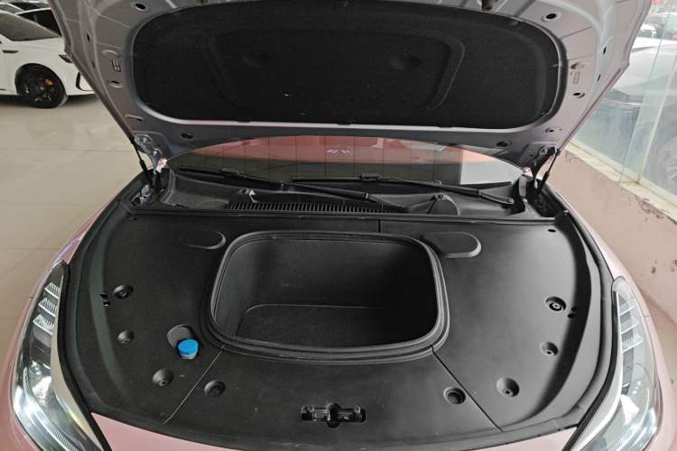 Used NETA GT 2023 560 Engine Bay