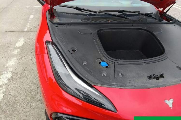 Used NETA GT 2023 560 Engine Bay Right