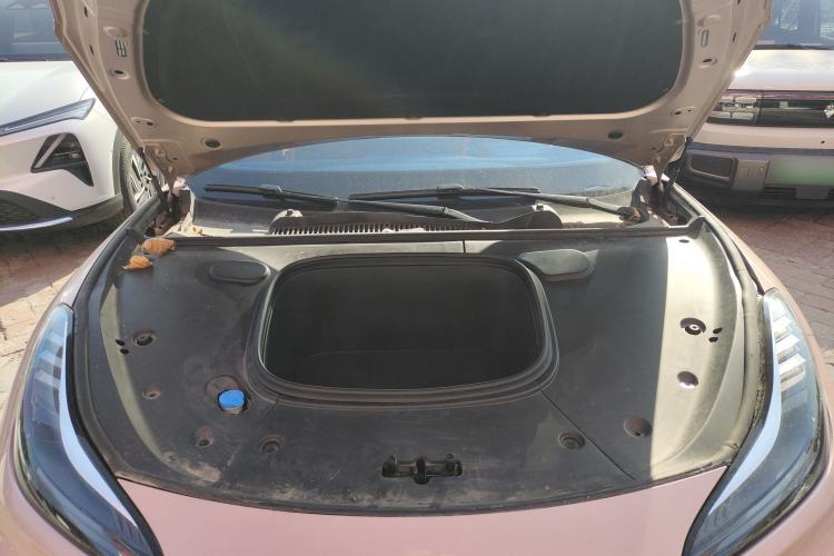 Used NETA GT 2023 560 Engine Bay
