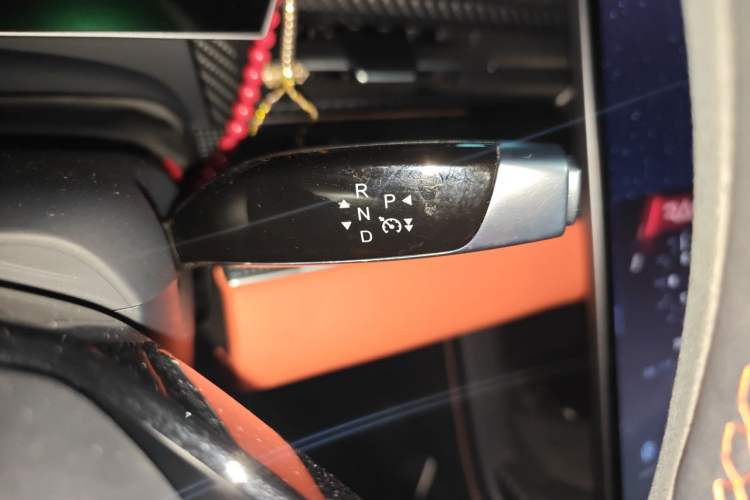Used NETA GT 2023 560 Gear Lever