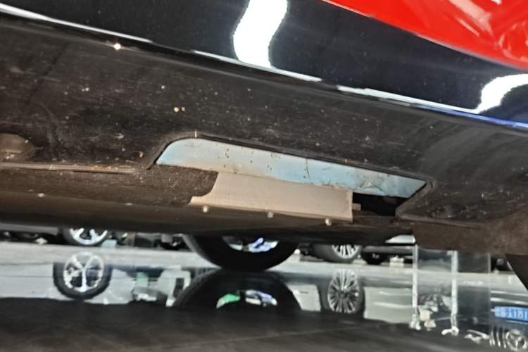 Used NETA GT 2023 580 AWD Left Side Sill