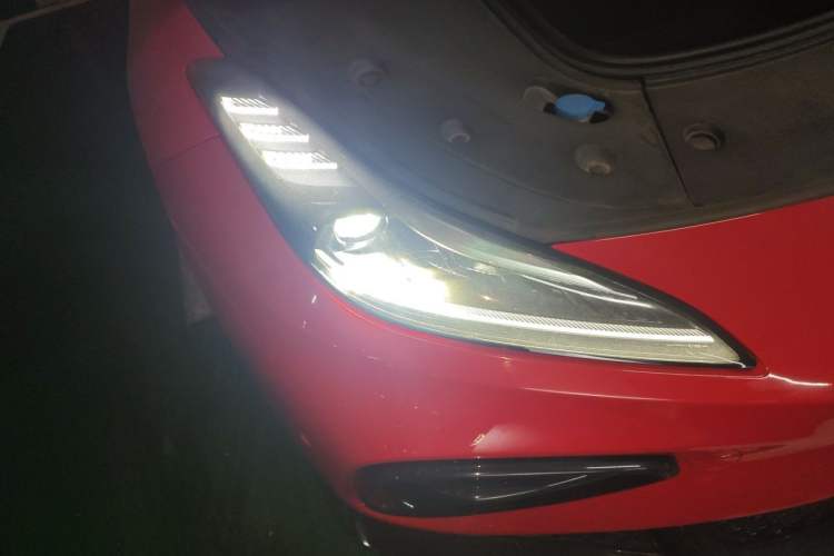 Used NETA GT 2023 560 Right Front Headlight