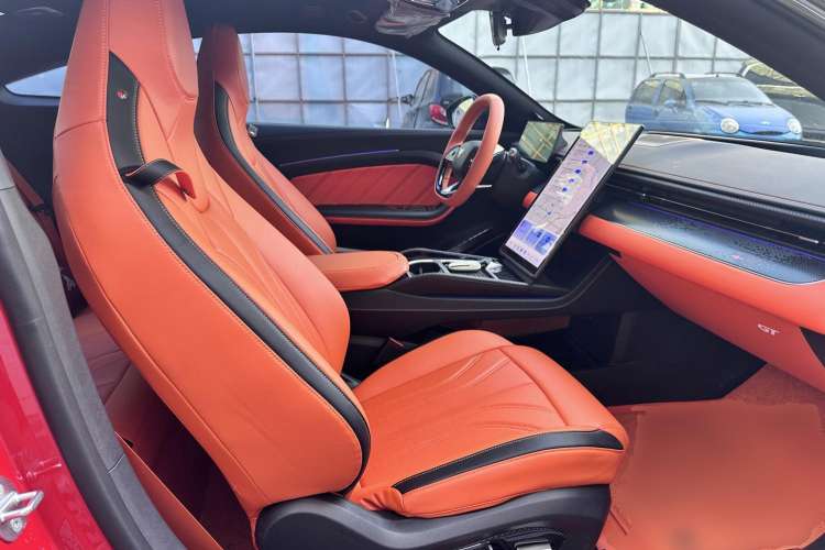 Used NETA GT 2023 560 Right Front Seat