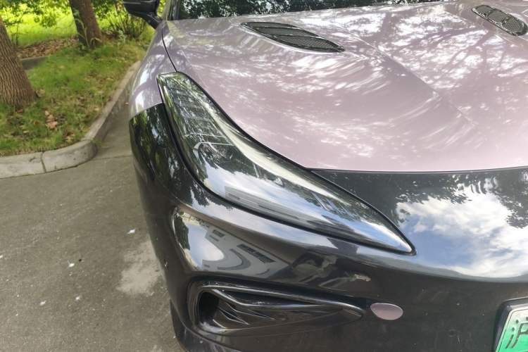 Used NETA GT 2023 580 AWD Right Front Headlight