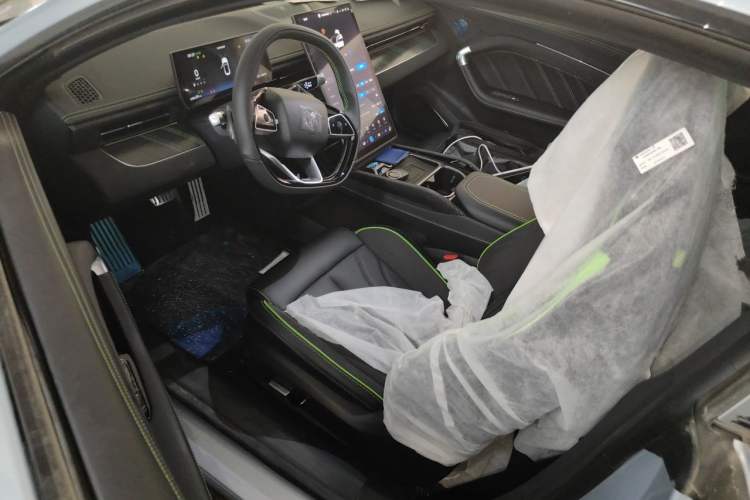 Used NETA GT 2023 560 Driver Seat