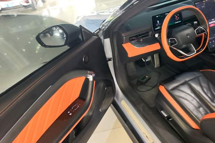 Used NETA GT 2023 580 AWD Sport Edition Driver Seat
