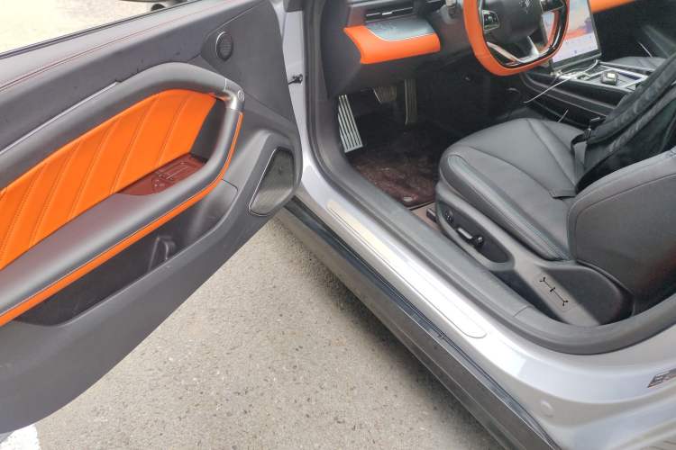 Used NETA GT 2023 580 AWD Driver Seat