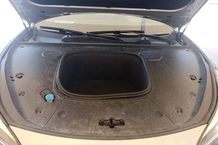 Used NETA GT 2023 560 Engine Bay