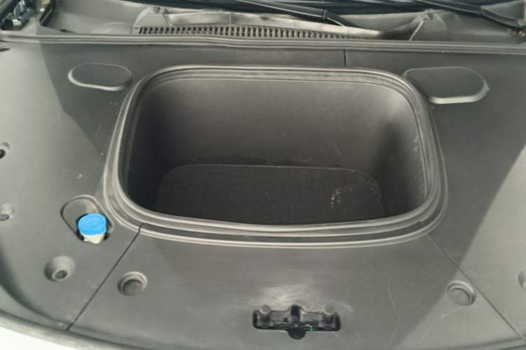 Used NETA GT 2023 580 AWD Engine Bay