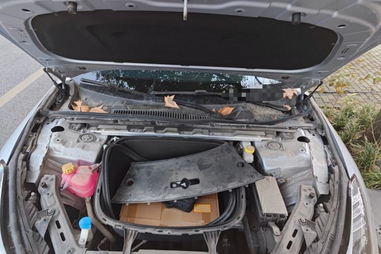 Used NETA GT 2023 560 Engine Bay