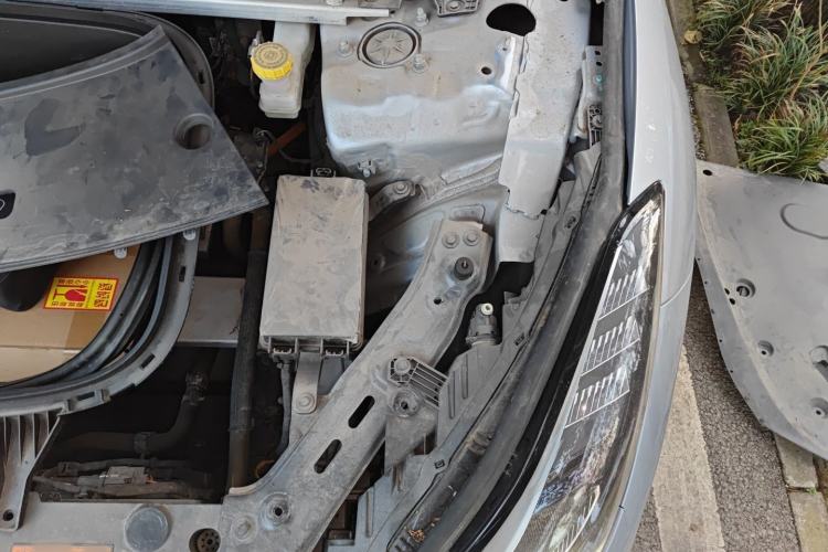 Used NETA GT 2023 560 Engine Bay Left