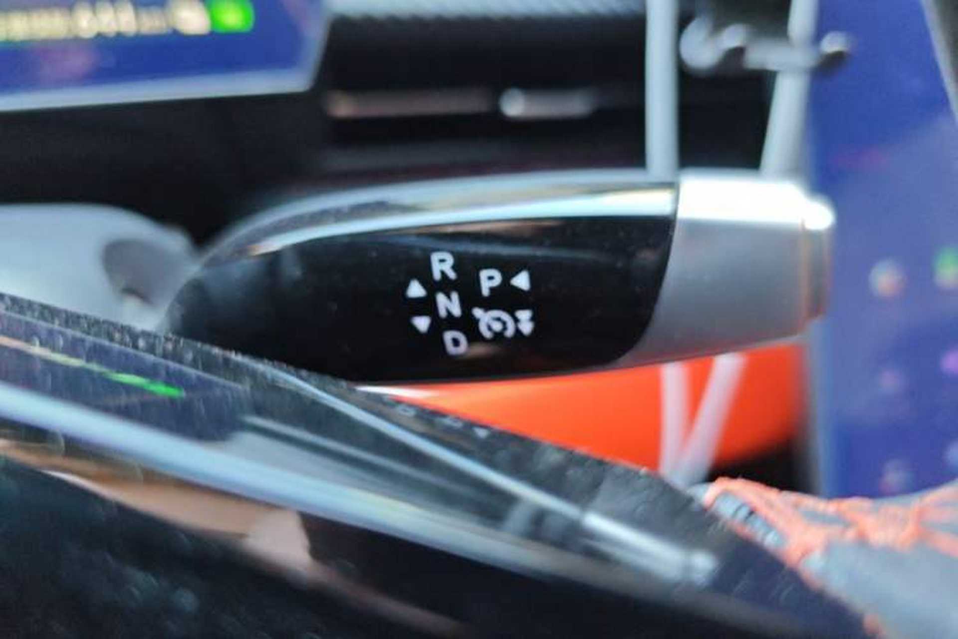 Used NETA GT 2023 660 Gear Lever