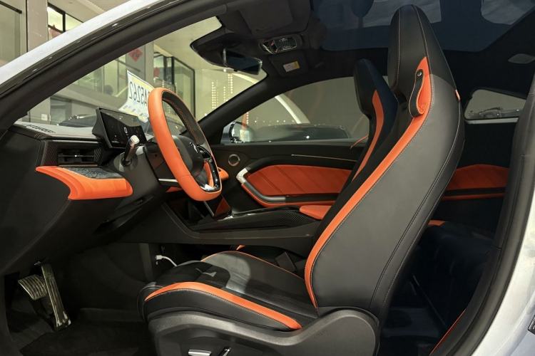 Used NETA GT 2023 580 AWD Interior 1