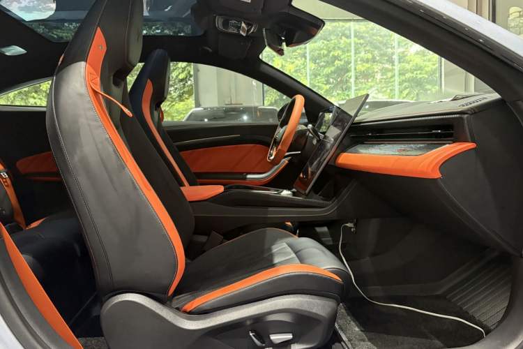 Used NETA GT 2023 580 AWD Interior 2
