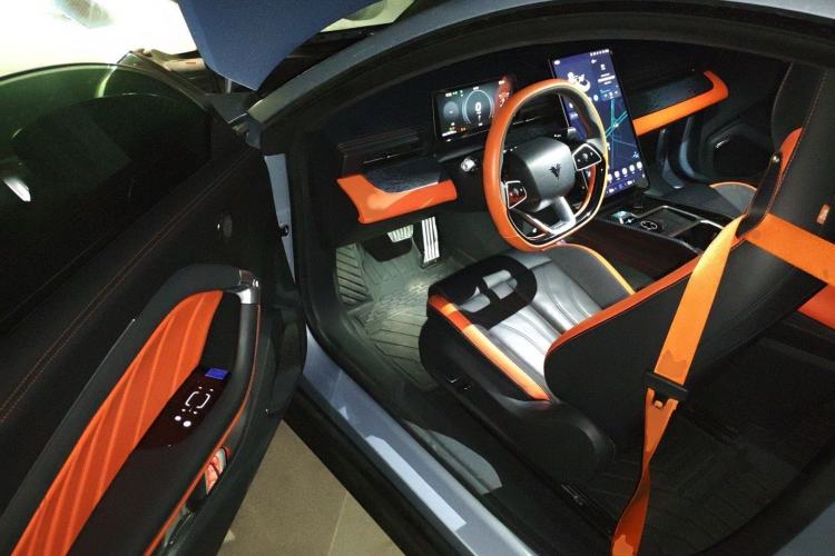 Used NETA GT 2023 660 Interior 3
