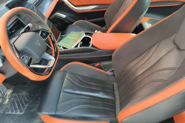 Used NETA GT 2023 580 AWD Left Front Seat