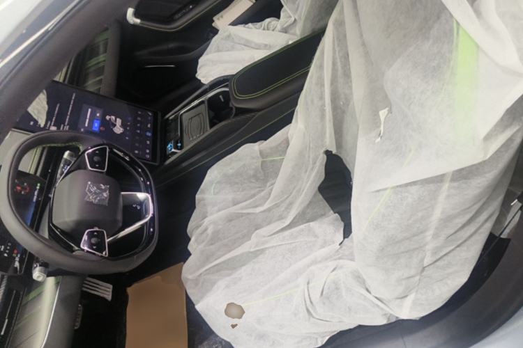 Used NETA GT 2023 560 Left Front Seat
