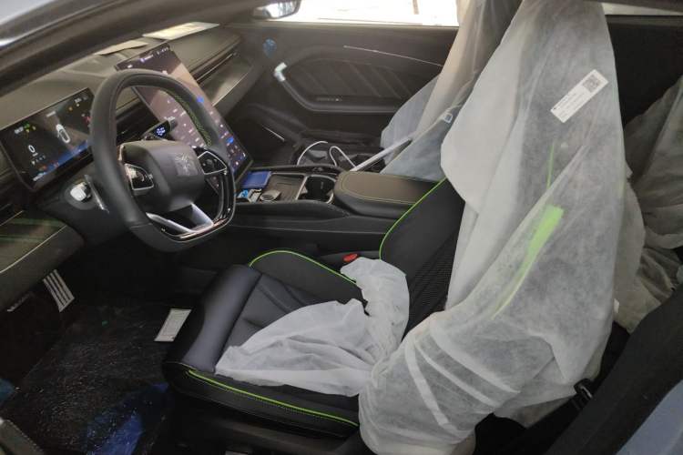 Used NETA GT 2023 560 Left Front Seat