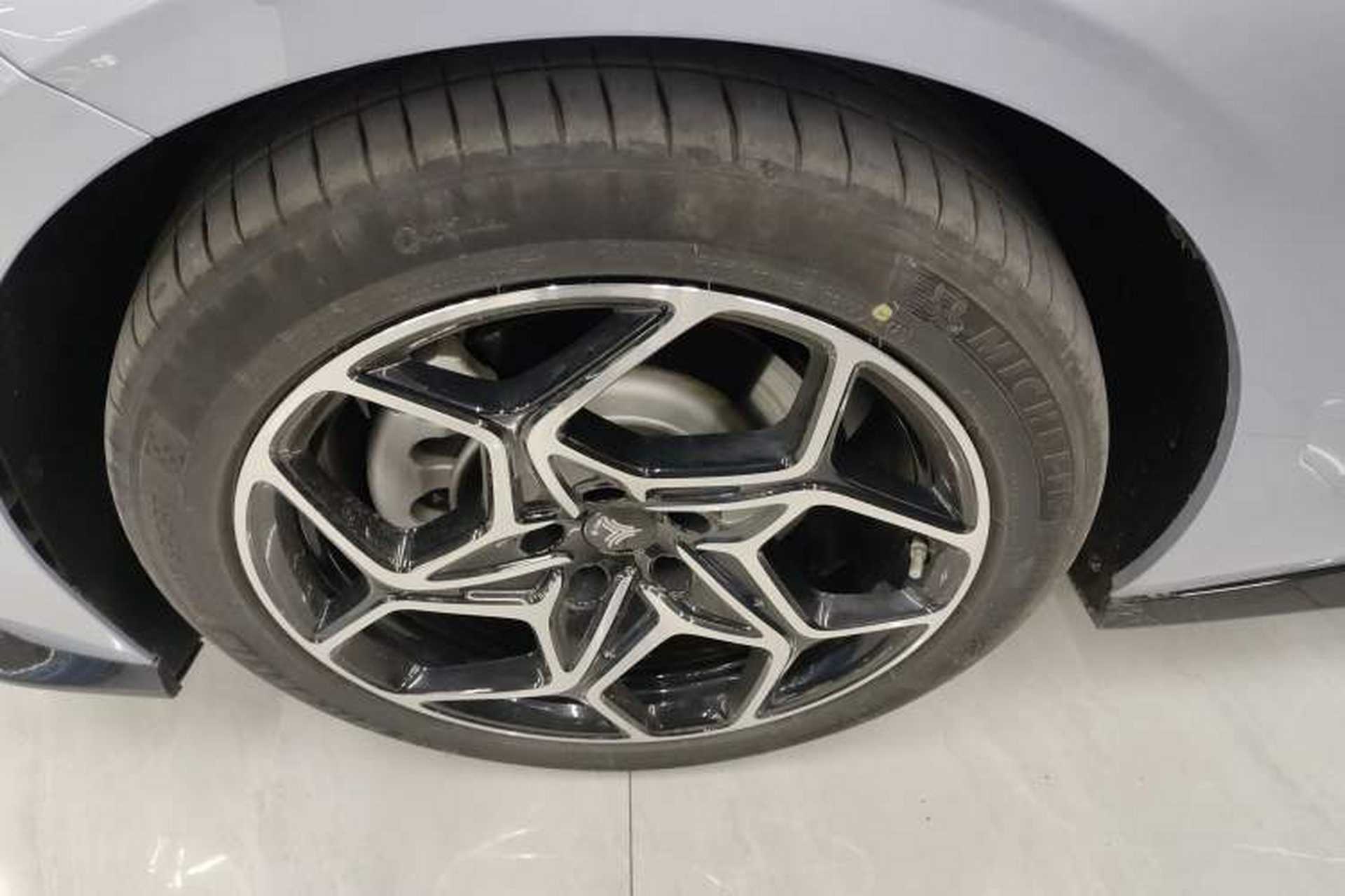 Used NETA GT 2023 560 Lite Left Front Wheel Hub