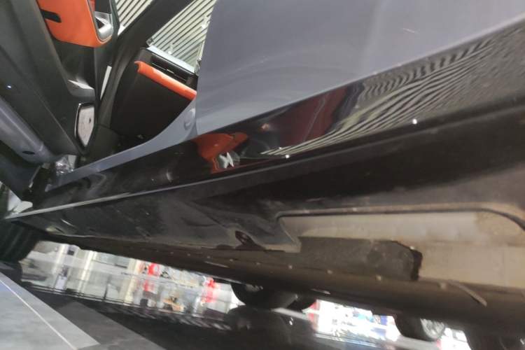 Used NETA GT 2023 580 AWD Left Side Sill