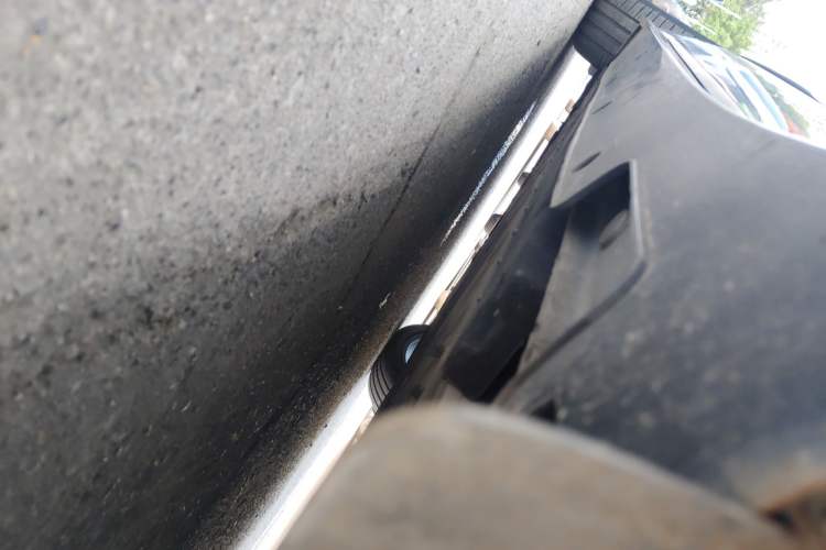Used NETA GT 2023 560 Left Side Sill