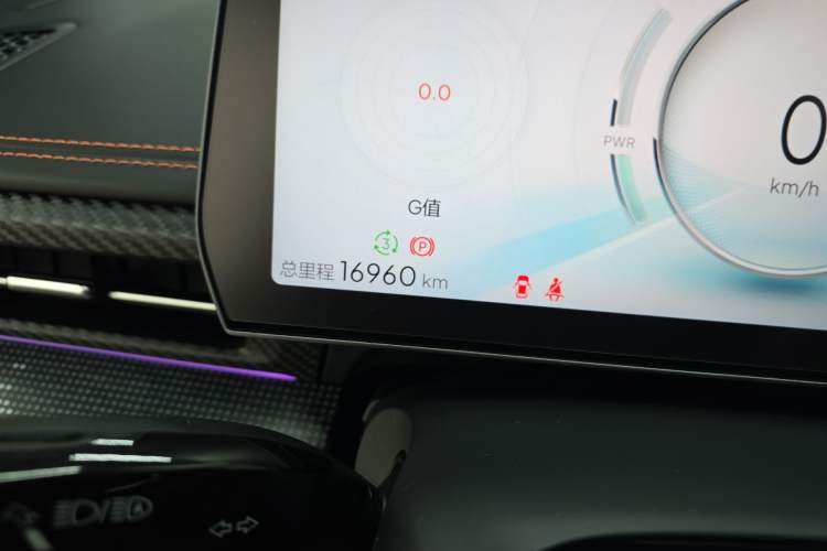 Used NETA GT 2023 580 AWD Odometer Close Up