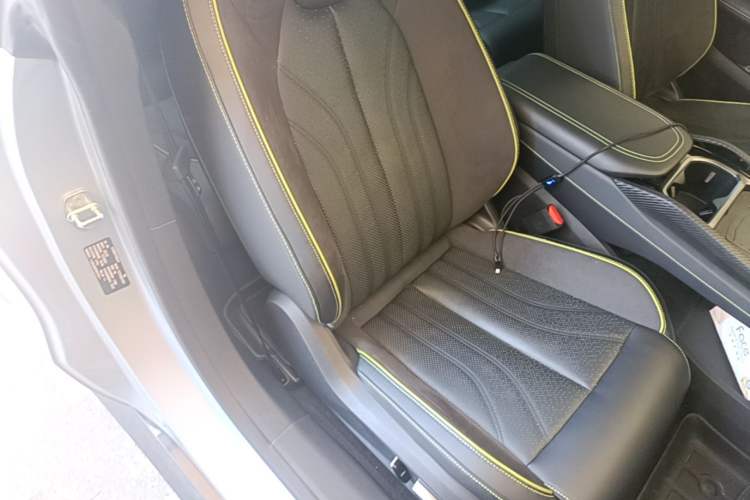 Used NETA GT 2023 560 Right Front Seat