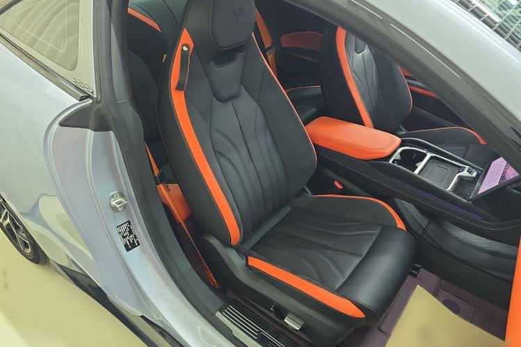 Used NETA GT 2023 580 AWD Right Front Seat