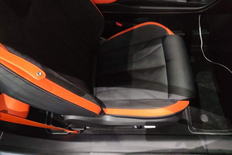 Used NETA GT 2023 580 AWD Right Front Seat