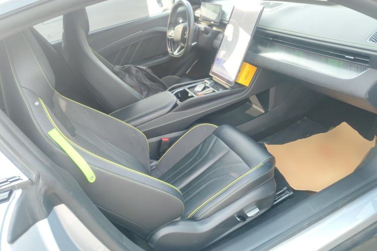 Used NETA GT 2023 560 Right Front Seat