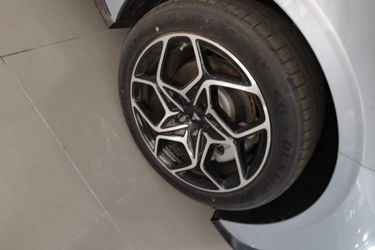 Used NETA GT 2023 560 Right Front Wheel Hub