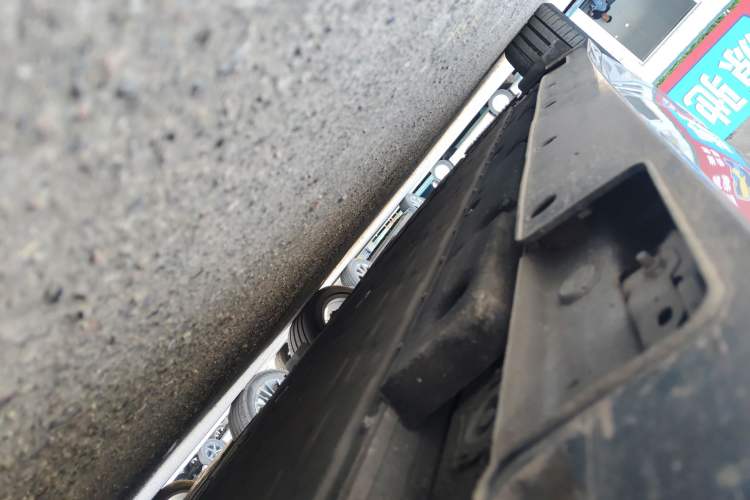 Used NETA GT 2023 560 Right Side Sill
