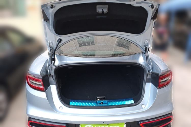 Used NETA GT 2023 660 Trunk