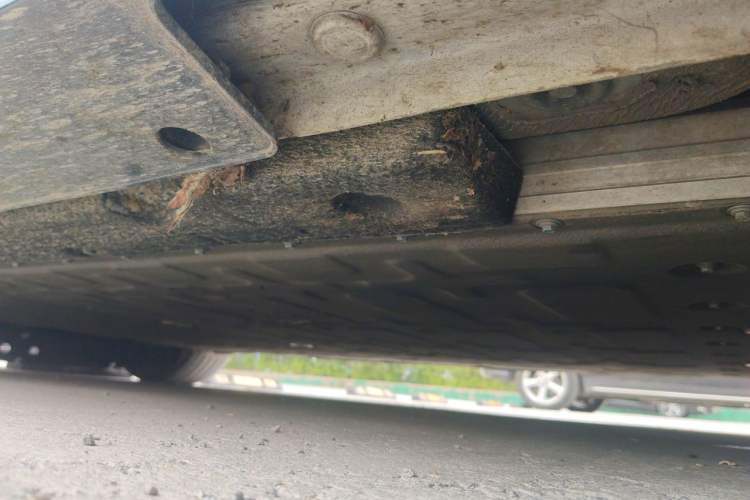 Used NETA GT 2023 560 Chassis Front Right