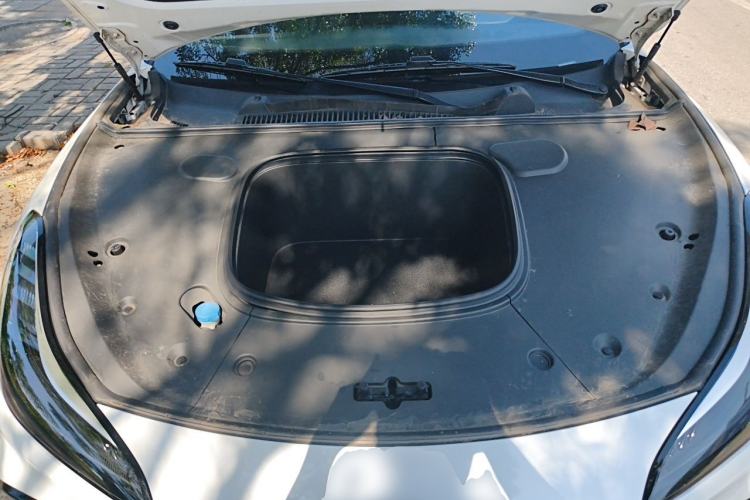 Used NETA GT 2023 560 Engine Bay
