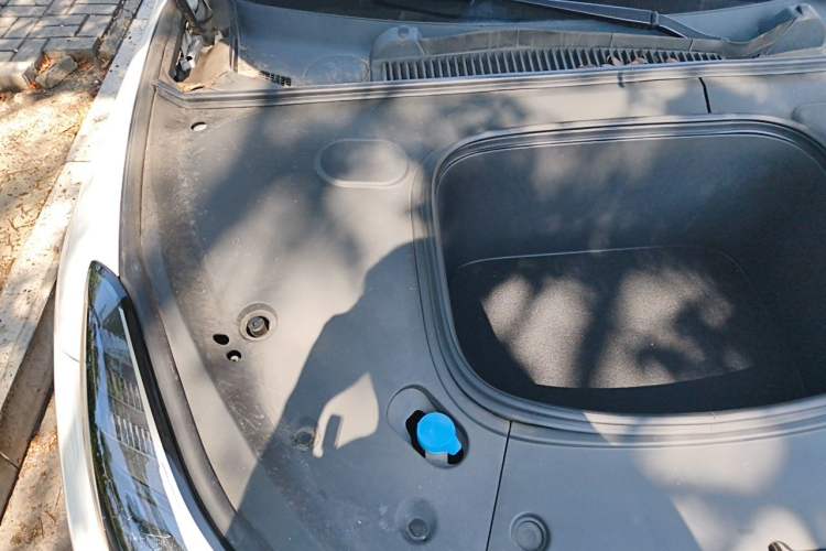 Used NETA GT 2023 560 Engine Bay Right