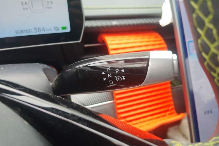 Used NETA GT 2023 560 Gear Lever