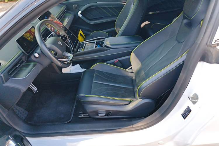 Used NETA GT 2023 560 Left Front Seat