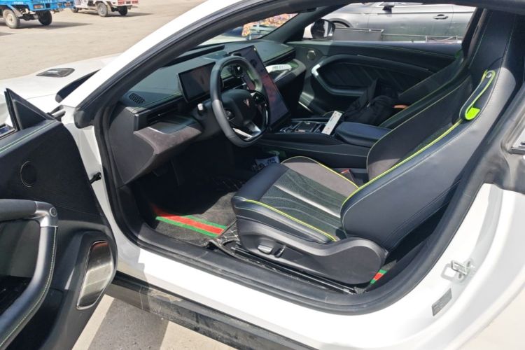 Used NETA GT 2023 560 Left Front Seat