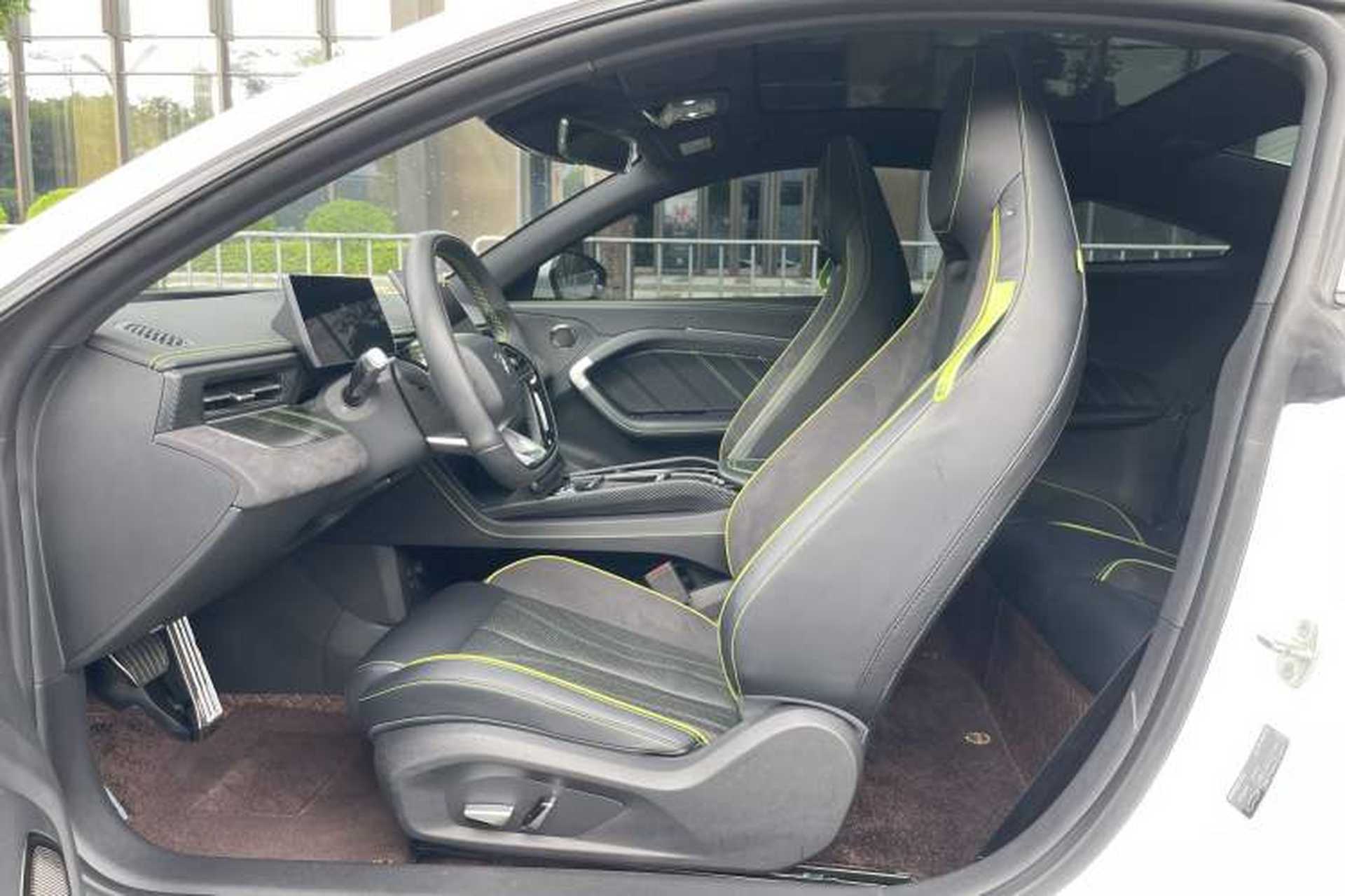 Used NETA GT 2023 560 Left Front Seat