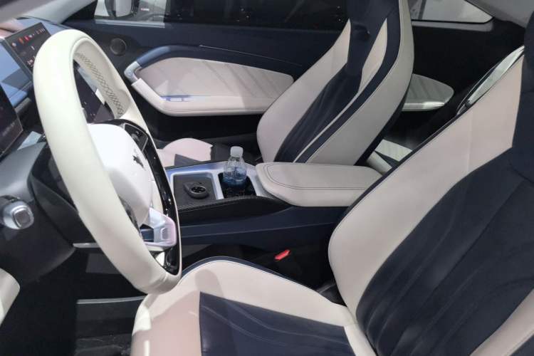 Used NETA GT 2023 580 AWD Left Front Seat