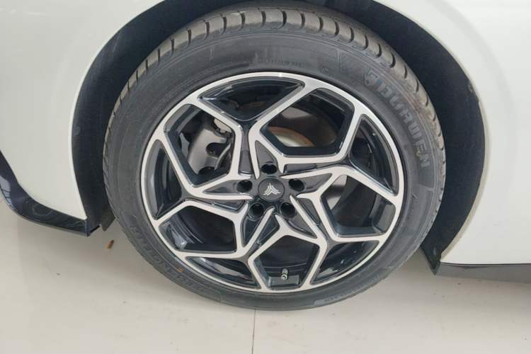 Used NETA GT 2023 560 Left Front Wheel Hub