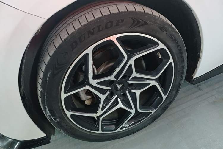 Used NETA GT 2023 560 Lite Left Front Wheel Hub