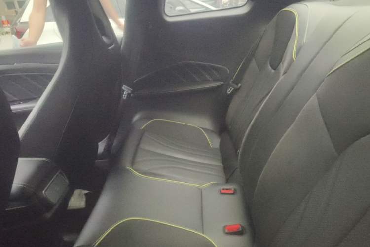 Used NETA GT 2023 560 Left Rear Seat