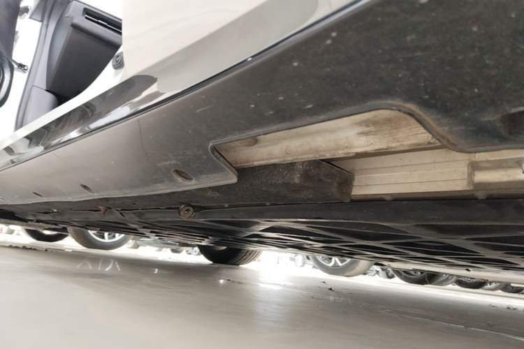 Used NETA GT 2023 560 Left Side Sill